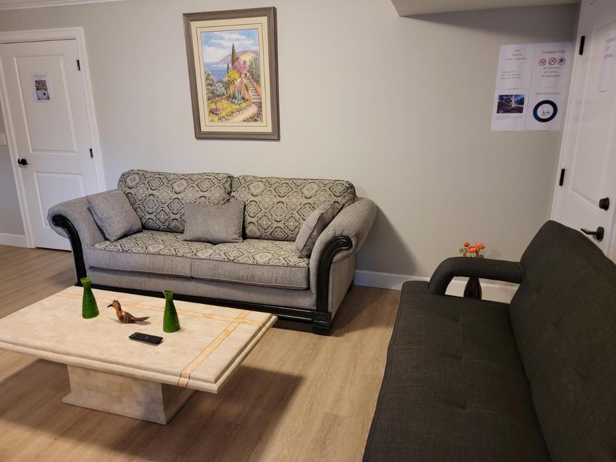 אבוטספורד Oscar Inn & 2Bd Family Suite Or Private Room מראה חיצוני תמונה