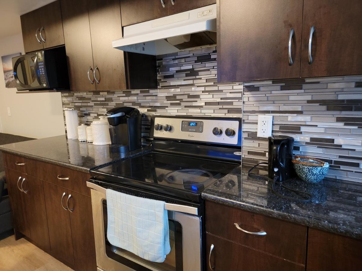 אבוטספורד Oscar Inn & 2Bd Family Suite Or Private Room מראה חיצוני תמונה