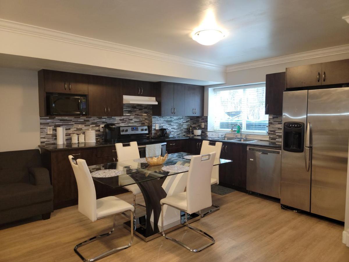 אבוטספורד Oscar Inn & 2Bd Family Suite Or Private Room מראה חיצוני תמונה
