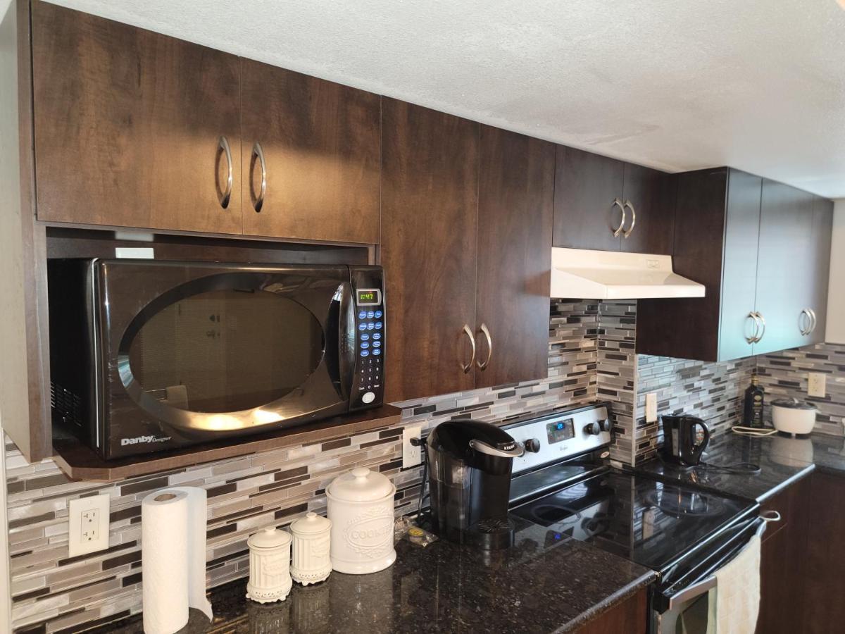 אבוטספורד Oscar Inn & 2Bd Family Suite Or Private Room מראה חיצוני תמונה