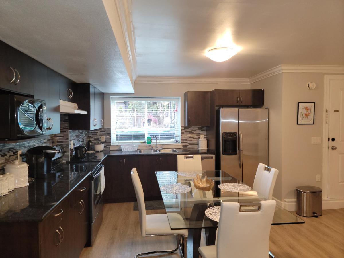 אבוטספורד Oscar Inn & 2Bd Family Suite Or Private Room מראה חיצוני תמונה
